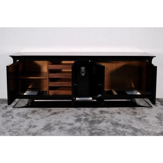 1930s Art Deco High-Gloss Black Lacquered Sideboard with Stylized Woman's Head Emblem, 1930s For Sale - Image 5 of 11