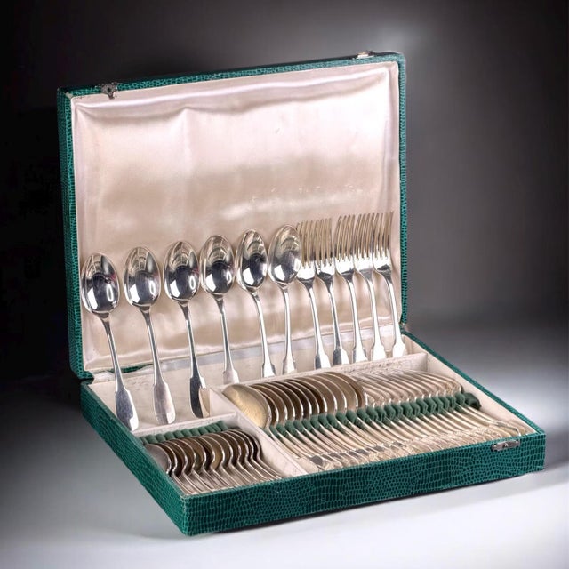 Large Mid-Century Silver-Plated Spatours Flatware Set for 12 from Christofle, France, 1950s, Set of 52 For Sale - Image 14 of 14