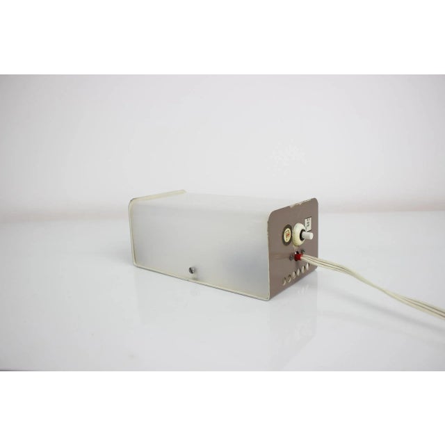 - made in Czechoslovakia - made of metal, plastic - re-polished - fully functional - good, original condition. Up to 250V...