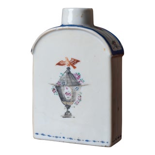 Chinese Export Porcelain Tea Caddy, 18th Century For Sale