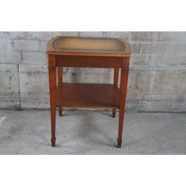 Mid 20th Century Sheraton Style Mahogany Association Tooled Leather Top Side End Table For Sale - Image 6 of 12