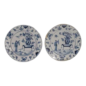 Pair of Antique 18th Century Dutch Delft Plates With Chinoiserie Decoration