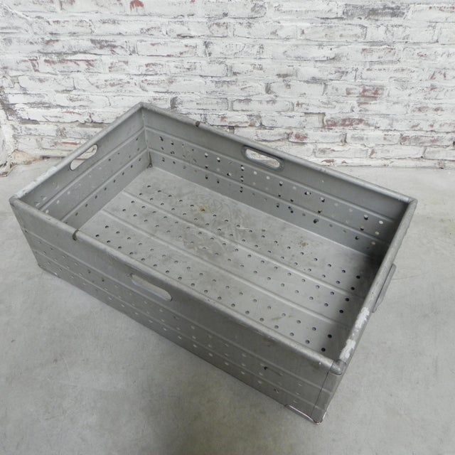 Vintage Industrial Aluminum Trunk, 1960s For Sale - Image 18 of 18