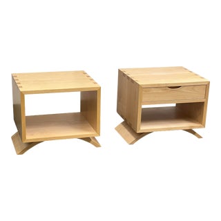 Thomas Moser Vita Cube Maple Side Tables, a Pair For Sale