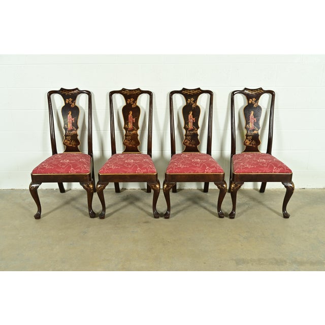A gorgeous set of four Hollywood Regency Chinoiserie style dining chairs in Queen Anne form By Henredon USA, Circa 1980s...