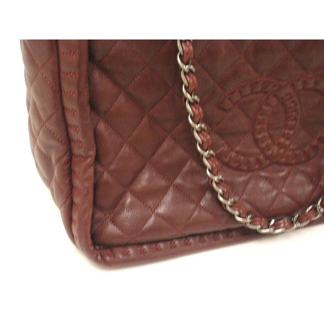 2012 CHANEL ISTANBUL SOFT CAVIAR TOTE BURGUNDY LEATHER HANDBAG For Sale - Image 10 of 11