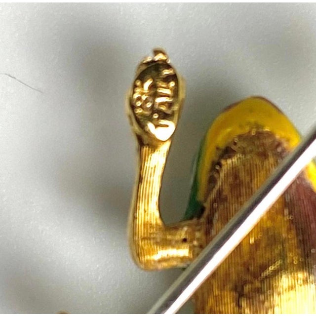 A Playful Nod to Nature’s Charm Bring a dash of whimsy and bright color to your wardrobe with this 3D Frog Brooch crafted...