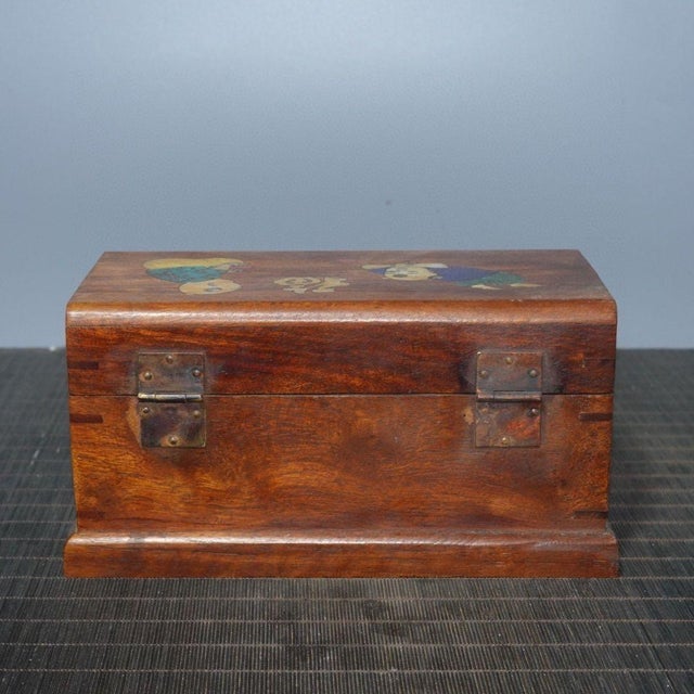 Art Deco 1980s Hardwood Jewelry Casket, Mother‑of‑Pearl Inlaid Fortune Character & Children Motif Storage Box With Lock Hardware For Sale - Image 3 of 8