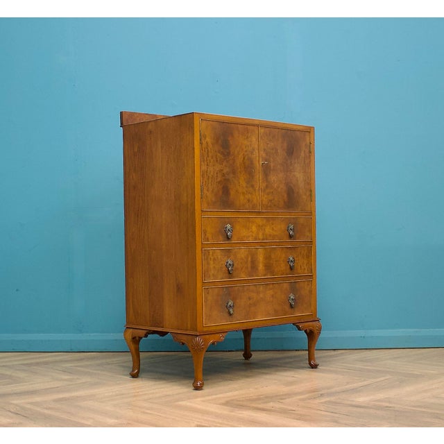 British Art Deco Style Tallboy Linen Cabinet, 1950s For Sale - Image 3 of 11
