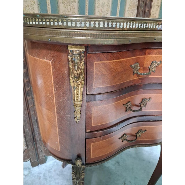 19th Century Louis XV Half Moon Commode in Marquetry and Gilt Bronze For Sale - Image 4 of 9