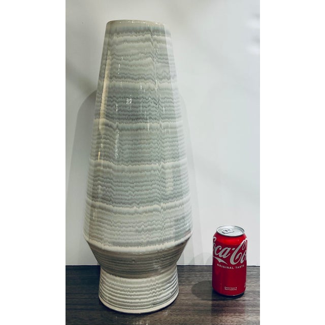Timeless Mid-Century Modern Stylish Gray and Cream Striped Vase, showroom floor sample