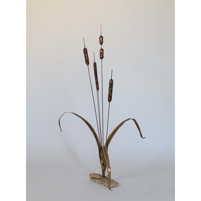 Vintage Brutalist Brass Cattails W/ Rock Base Decor For Sale - Image 4 of 9