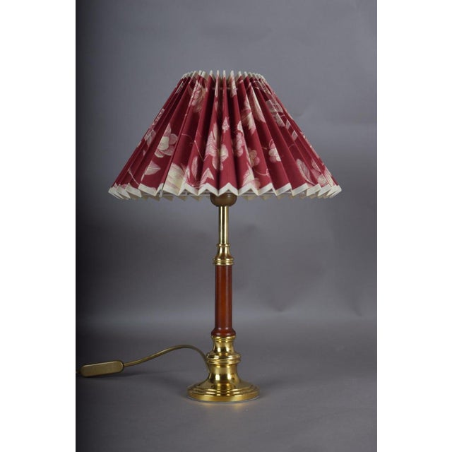 1970s 1970s Brass and Wood Table Lamps With Pleated Floral Shades - a Pair For Sale - Image 5 of 9