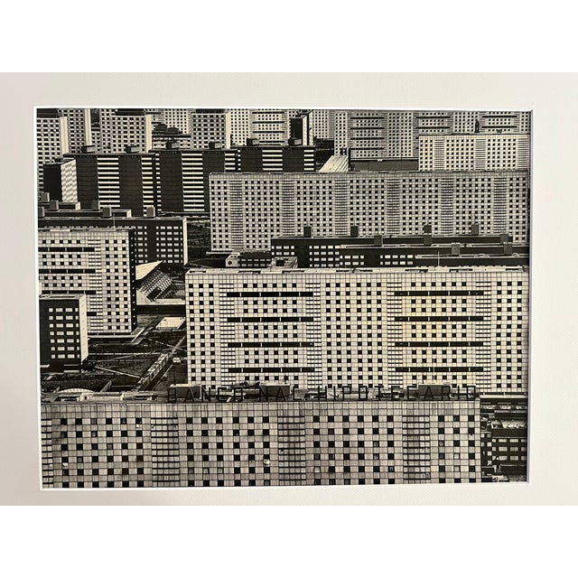Rodrigo Moya — “Hipotecados, Tlatelolco, Ciudad De México,” 1963 — Signed Gelatin Silver Photograph For Sale - Image 16 of 18