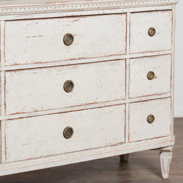 19th Century Swedish Gustavian White Painted Bookcase Display Cabinet For Sale - Image 9 of 11