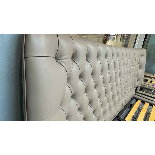 Natuzzi Dolcevita Tufted Leather King Size Platform Bed For Sale In Miami - Image 6 of 12