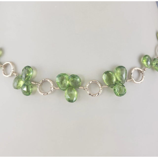 Green Late 20th Century 14k Yellow Gold Yellow Green Peridot Briolette Beaded Choker For Sale - Image 8 of 9