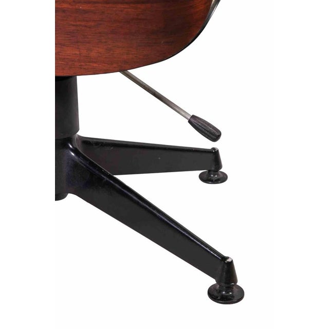 Set of Vintage Fabric Swivel Chairs, Mid-20th-Century For Sale - Image 4 of 7