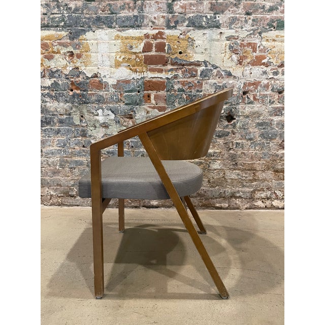 Pair of Knoll 2006 Peter Shelton and Lee Mindel Armchairs For Sale In Baltimore - Image 6 of 15