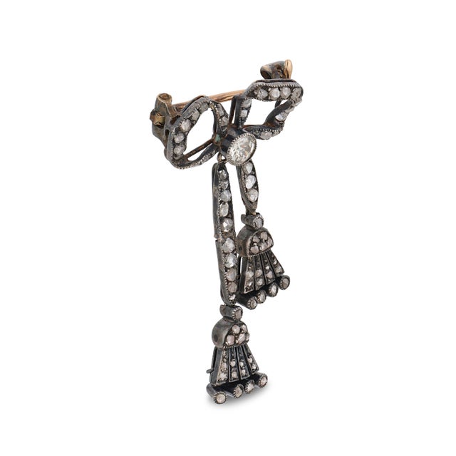 Victorian Late 19th Century Victorian Diamond 18k Gold and Silver Bow Brooch For Sale - Image 3 of 6