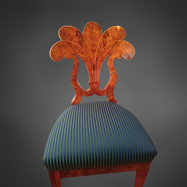 Brown Antique Viennese Fan Chairs in Walnut Veneer with Lemon Band Inlays, Austria, 1830, Set of 6 For Sale - Image 8 of 13