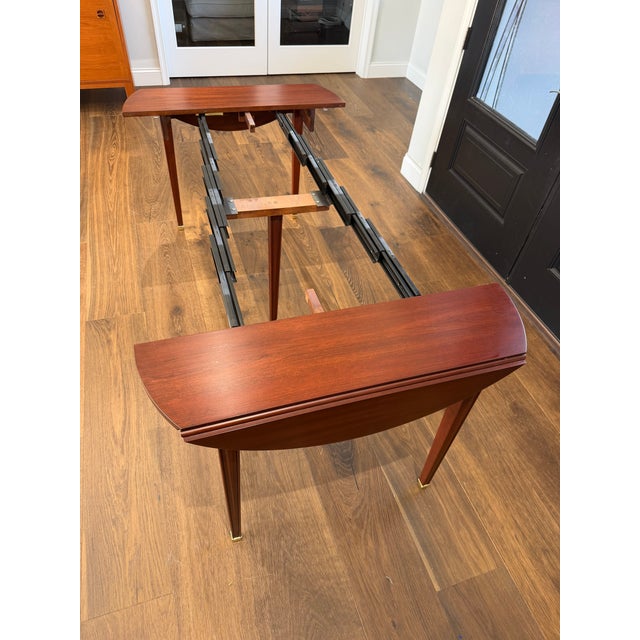 1990s Henkel-Harris Wild Black Cherry Double Drop-Leaf Dining Table With Three Leaves & Original Storage Carton, Style No. 2238 For Sale - Image 10 of 13
