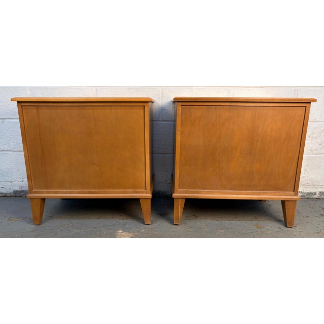 Late 20th Century Pair of Maple Nightstands by Ethan Allen For Sale - Image 14 of 16