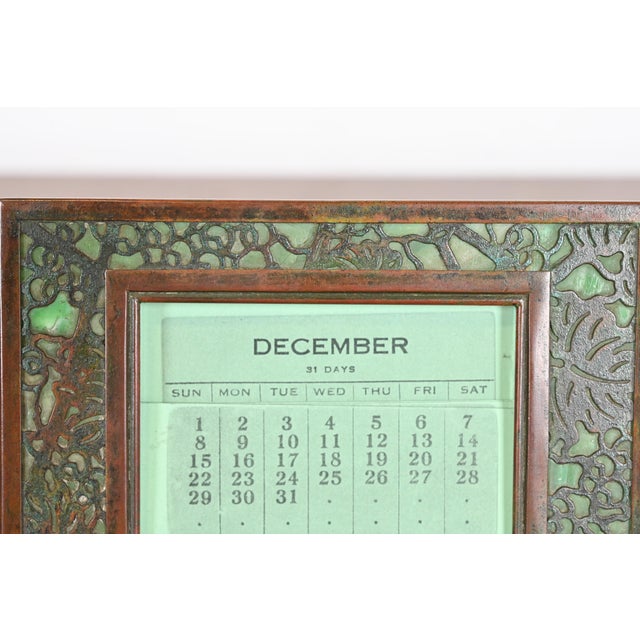 Early 20th Century Tiffany Studios New York Grapevine Bronze and Slag Glass Desk Calendar Frame or Picture Frame For Sale - Image 5 of 12