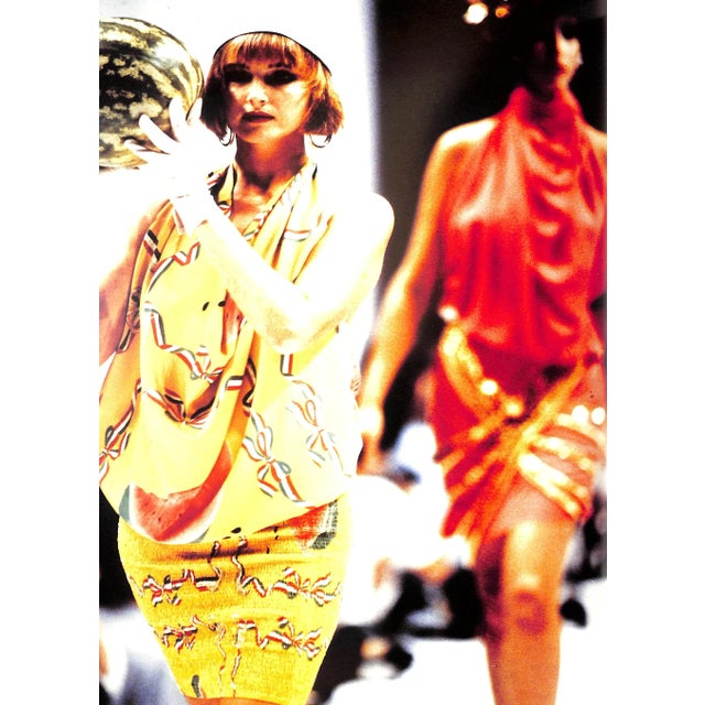 "Moschino: X Anni Di Kaos! 1983-1993" Book 1996 Foroni, Mauro For Sale - Image 9 of 10