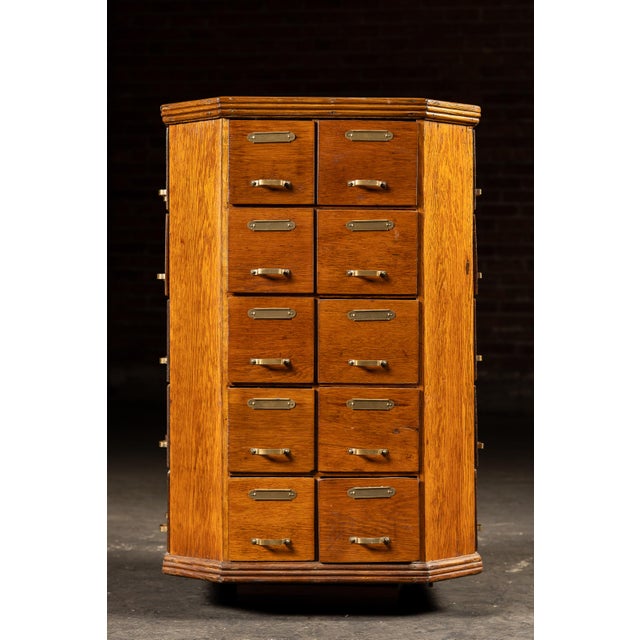 1900 - 1909 Early 20th Century Oak 40-Drawer Revolving Parts Cabinet For Sale - Image 5 of 16