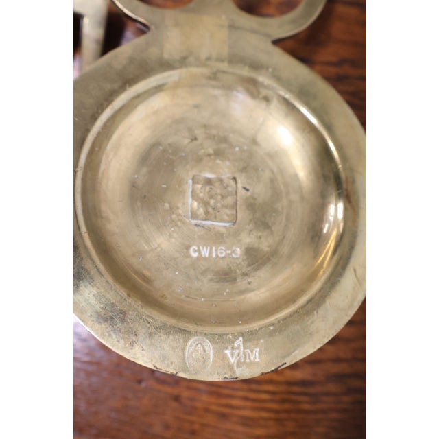 1980s Virginia Metalcrafters Colonial Williamsburg Cw 16-3 Solid Brass Candle Wall Sconces – Pair For Sale In Raleigh - Image 6 of 7