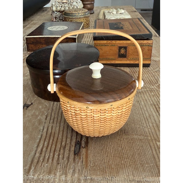 American Woven Nantucket Basket Signed For Sale - Image 3 of 9