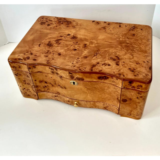Mid 20th Century Mid 20th Century Burl Maple Italian Humidor with Drawer and Interior Divider For Sale - Image 5 of 10