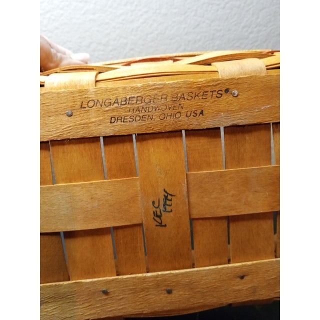 1980s Gorgeous Longaberger Wicker Basket For Sale - Image 4 of 5