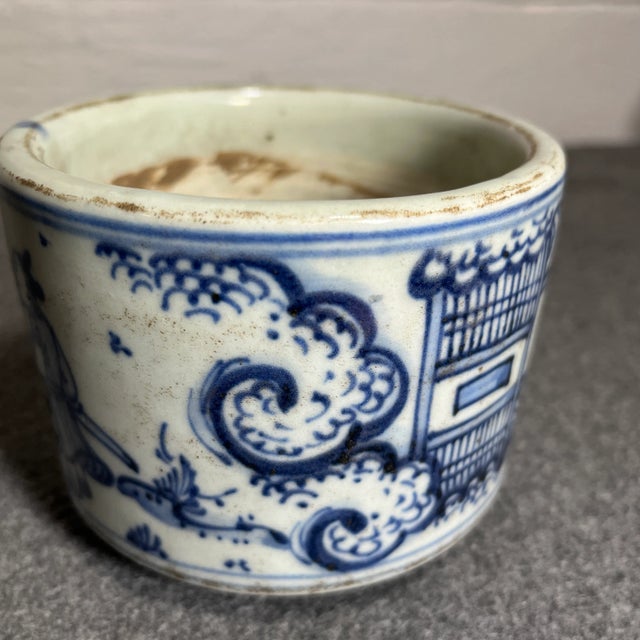 Late 19th Century Antique Chinese Blue & White Porcelain Censer For Sale - Image 5 of 8