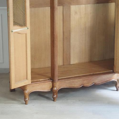 Large Vintage French Wardrobe with Mirrored Door and Lattice Side Doors, 1920s For Sale - Image 17 of 18