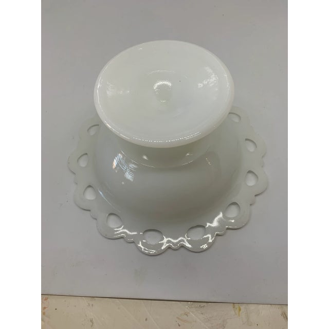 Glass Vintage West Moreland Old Colony Milk Glass Dessert Dishes- Set of 4 For Sale - Image 7 of 8
