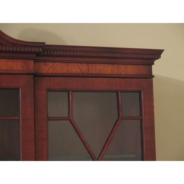 Traditional 1990s Vintage Baker Inlaid Mahogany 4 Door English Style Breakfront For Sale - Image 3 of 12