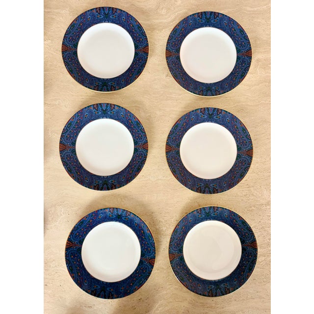 Vintage Ralph Lauren for Wedgwood King Charles Paisley Bone China Dinnerware Service for Six - Set of 24 For Sale In Detroit - Image 6 of 9