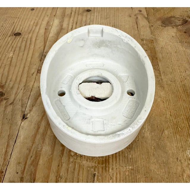 Vintage White Porcelain Wall Light, 1970s For Sale - Image 9 of 11