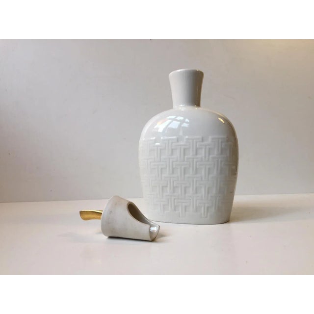 1940s Porcelain Tea Caddy by Bing & Grøndahl, 1940s For Sale - Image 5 of 7