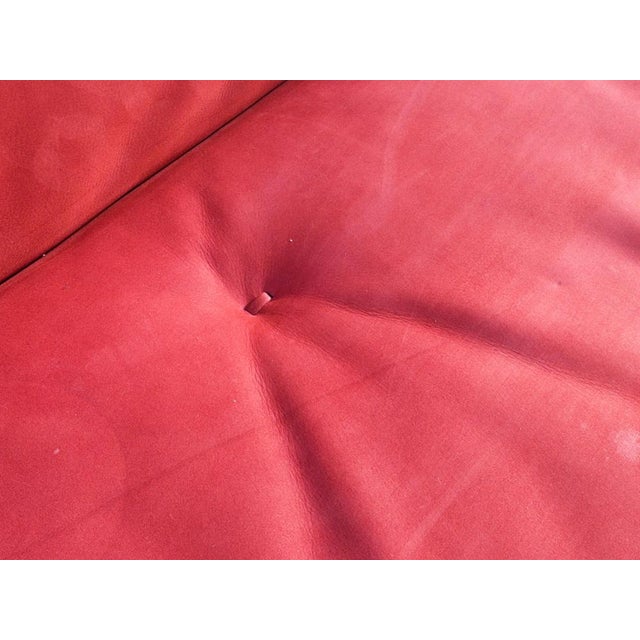 Cashmere Rubies Leather Two-Seater Mademoiselle Sofa by Matteo Thun and Antonio Rodriguez for Baxter, 1960s For Sale - Image 15 of 18
