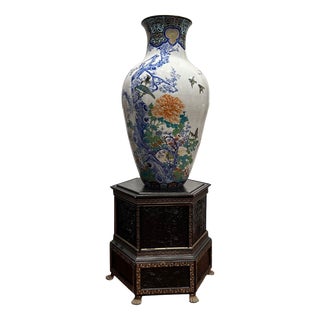 Meiji Imari Porcelain Vase with Kachō Fūgetsu, Japan, 1880s For Sale