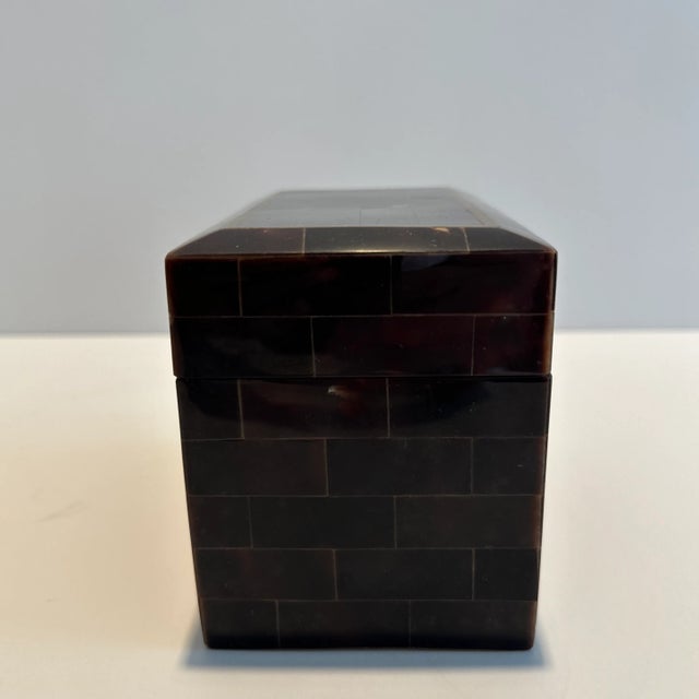 Maitland - Smith Maitland Smith Penshell Box With Brass Detail For Sale - Image 4 of 9