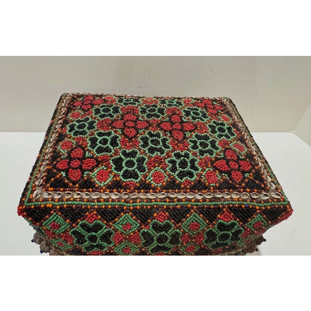 Antique Sumatran Beaded Wedding Box Minangkabau Indonesia Cowrie Basket Lid For Sale - Image 4 of 11