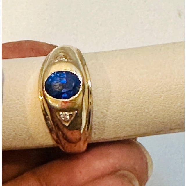 1 1/4 Ct Oval Natural Ceylon Blue Sapphire Engagement Ring in 18 Karat Gold, MEN For Sale - Image 17 of 18