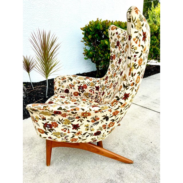 1950s 1950s Mid Century Modern Danish H. W. Klein for Bramin Wingback Chair in Teak For Sale - Image 5 of 9