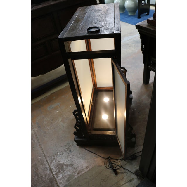 Mid 19th Century Chinese Elm Lamp Box For Sale In Los Angeles - Image 6 of 7