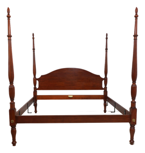 Henkel Harris Model 162 Cherry King Size Poster Bed
