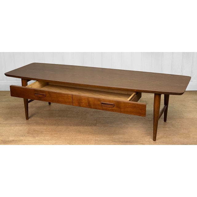 Lane Furniture Mid-Century Walnut Surfboard Cocktail Coffee Table by Lane For Sale - Image 4 of 14